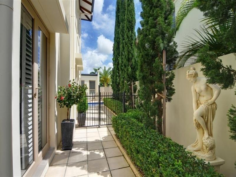 2525 Gracemere Circuit North, Hope Island QLD 4212