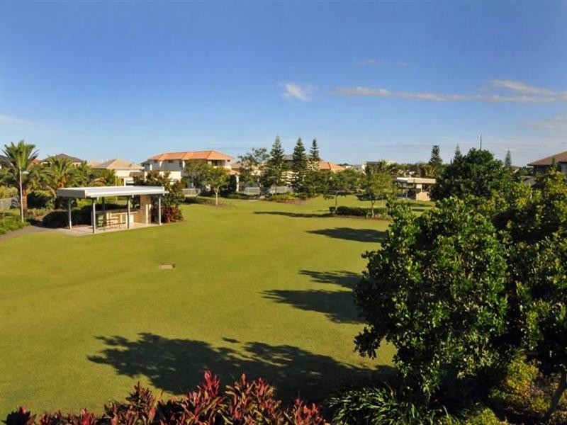 2525 Gracemere Circuit North, Hope Island QLD 4212