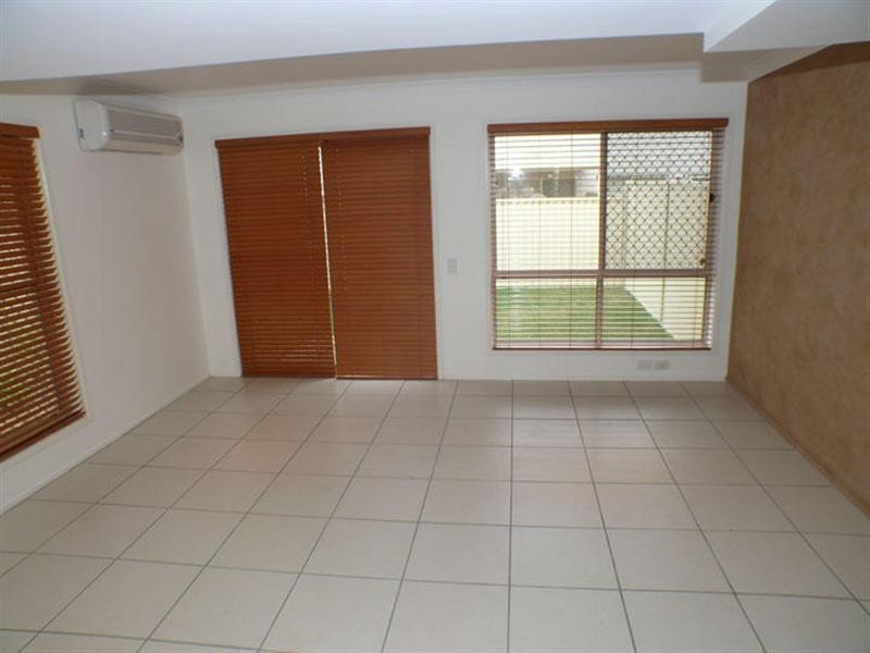 33 15 Yaun Street, Coomera QLD 4209