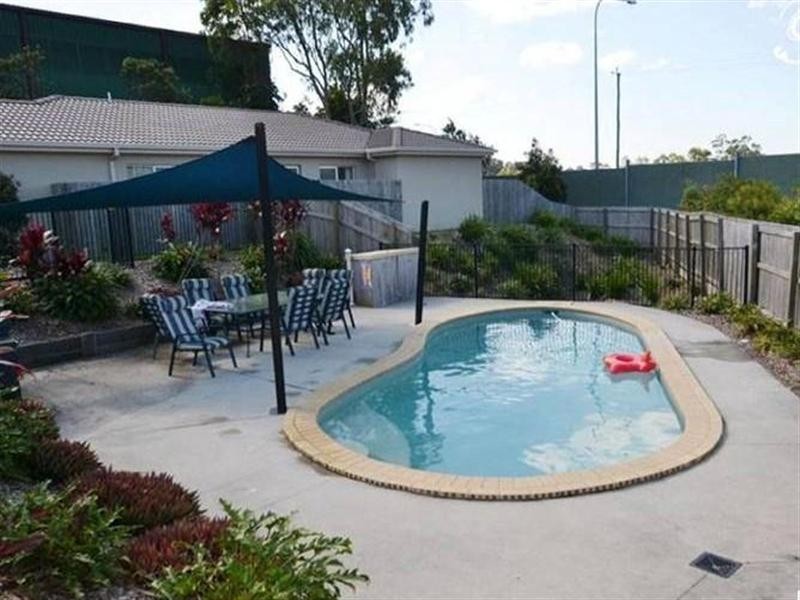 2 37 Solar Street, Beenleigh QLD 4207