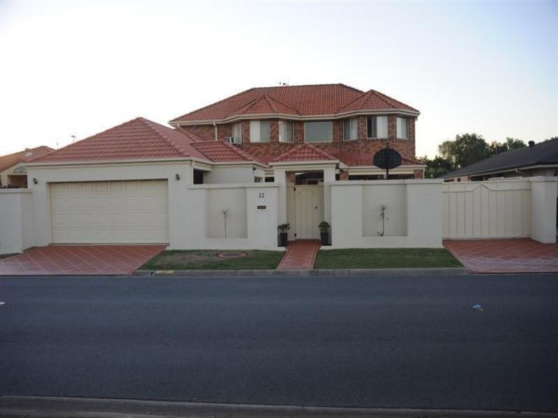 22 Audrey Avenue, Helensvale QLD 4212