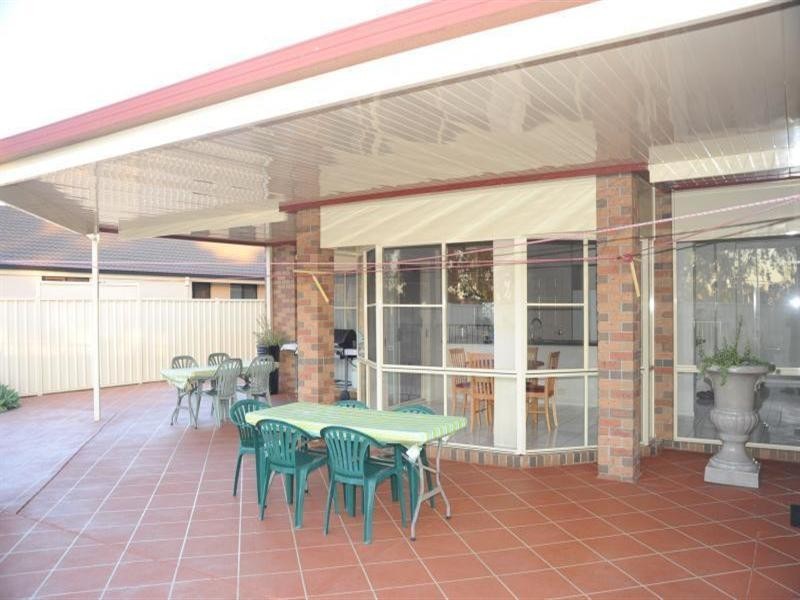 22 Audrey Avenue, Helensvale QLD 4212