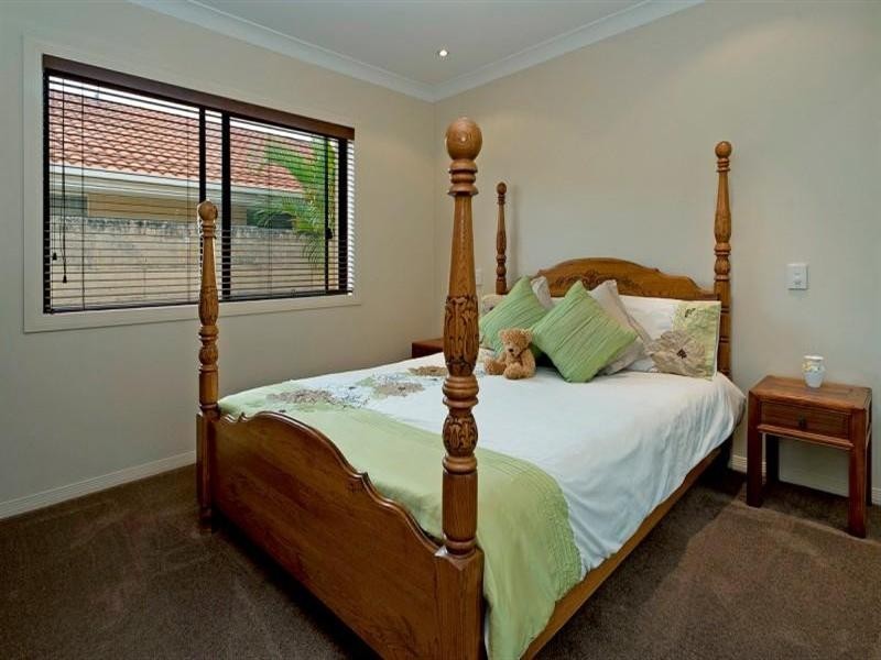 3 The Parade, Helensvale QLD 4212