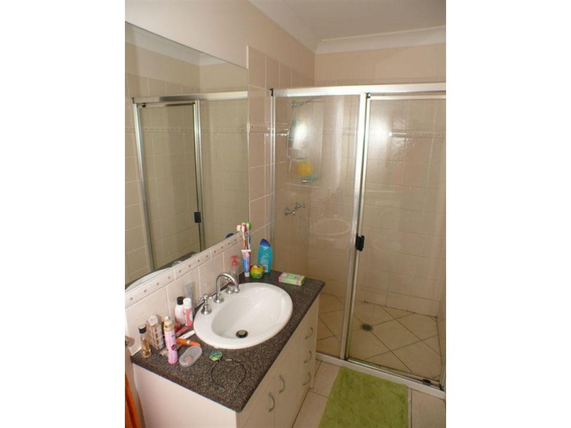 26 Lake Manchester Street, Logan Reserve QLD 4133