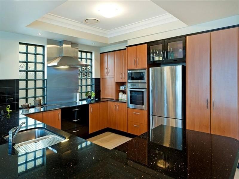 14 Windchimes Way, Hope Island QLD 4212