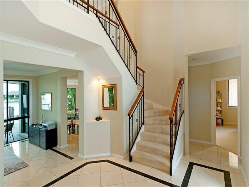 14 Windchimes Way, Hope Island QLD 4212