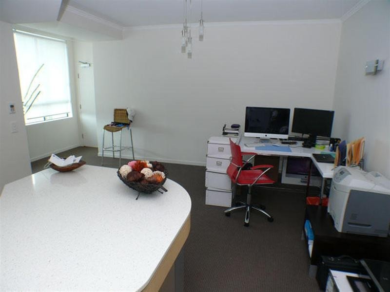 28 Bayview Street, Runaway Bay QLD 4216