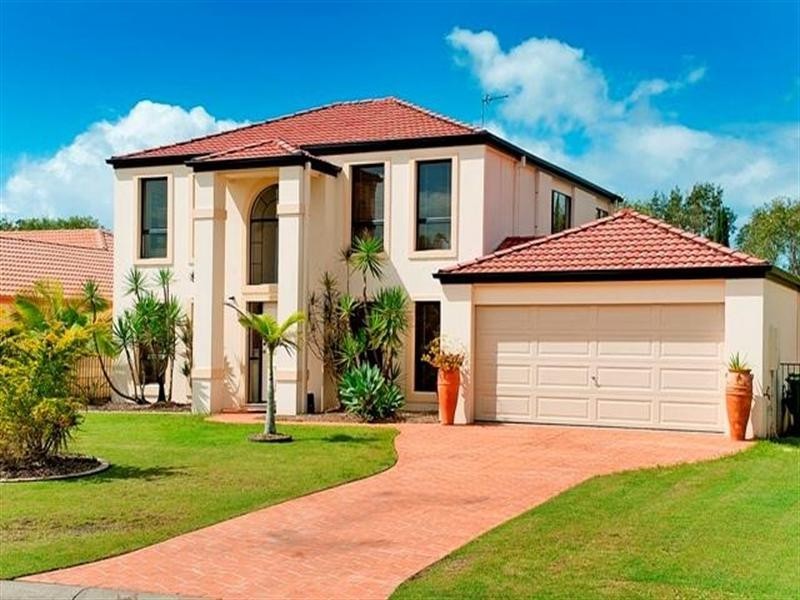 4 Parkwater Terrace, Helensvale QLD 4212
