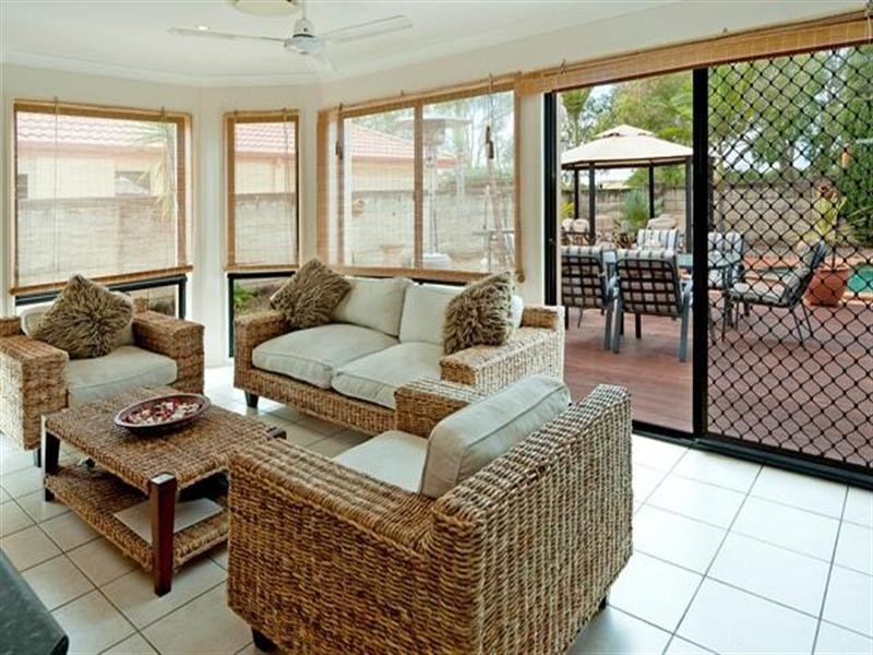 4 Parkwater Terrace, Helensvale QLD 4212