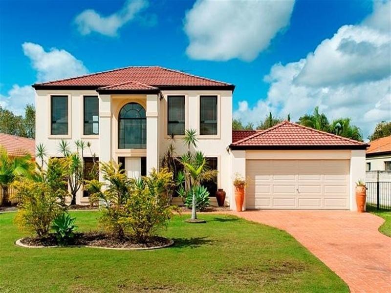 4 Parkwater Terrace, Helensvale QLD 4212