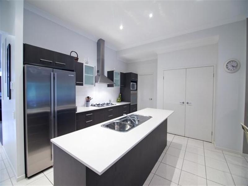 5 Riverlinks Blvd East, Helensvale QLD 4212
