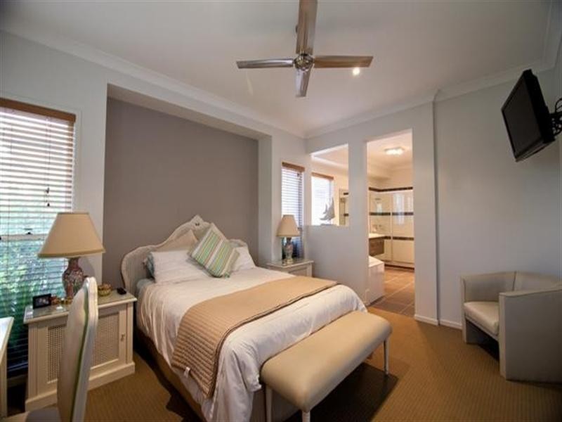 5 Riverlinks Blvd East, Helensvale QLD 4212