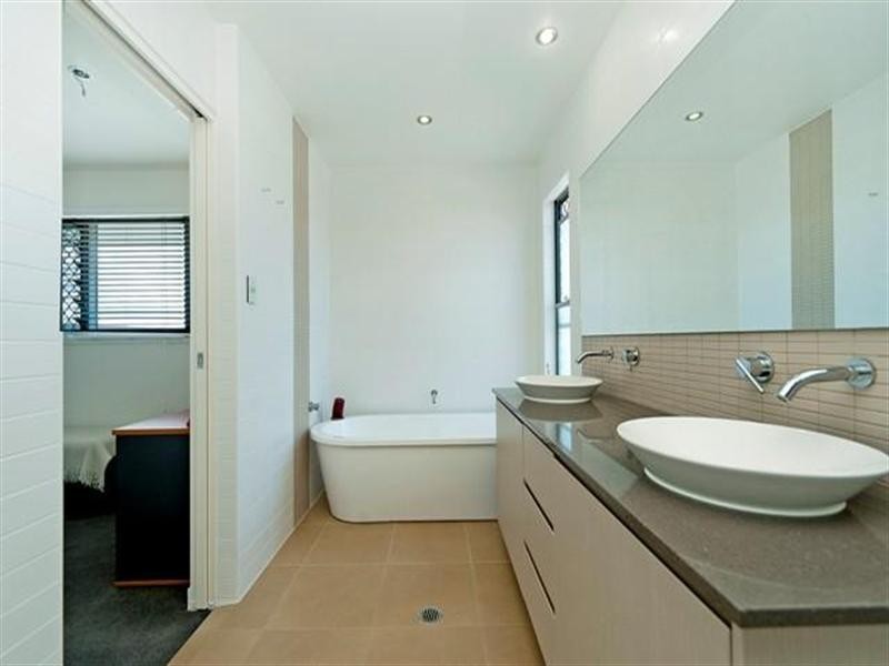 15 Palladium Boulevard, Hope Island QLD 4212