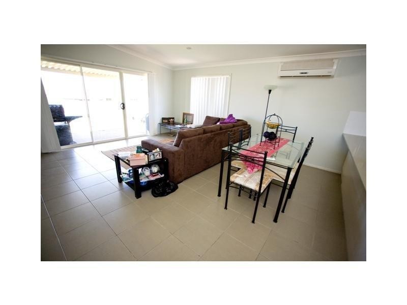 10 Madeline Place, Ormeau QLD 4208