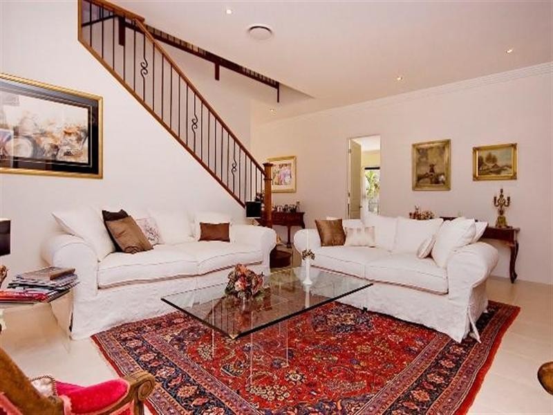 2162 Beaufort Way, Hope Island QLD 4212