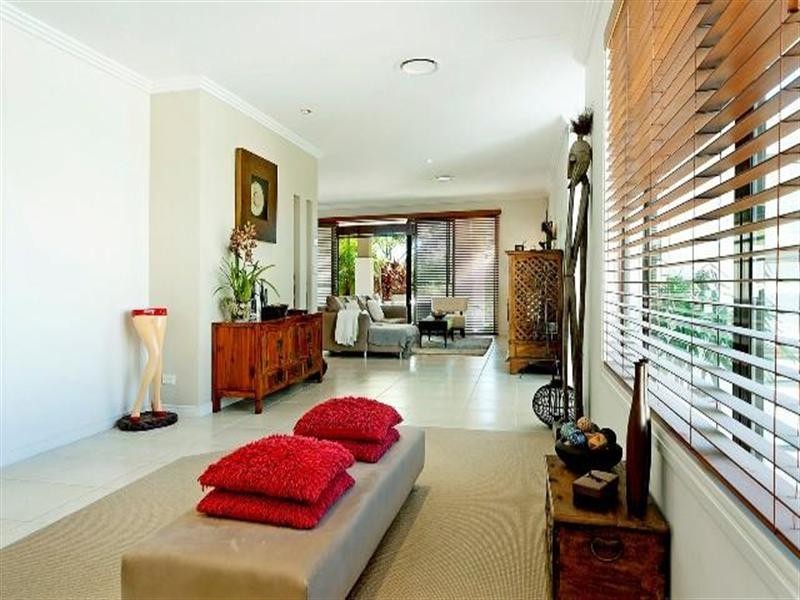 2358 Belmont Court East, Hope Island QLD 4212