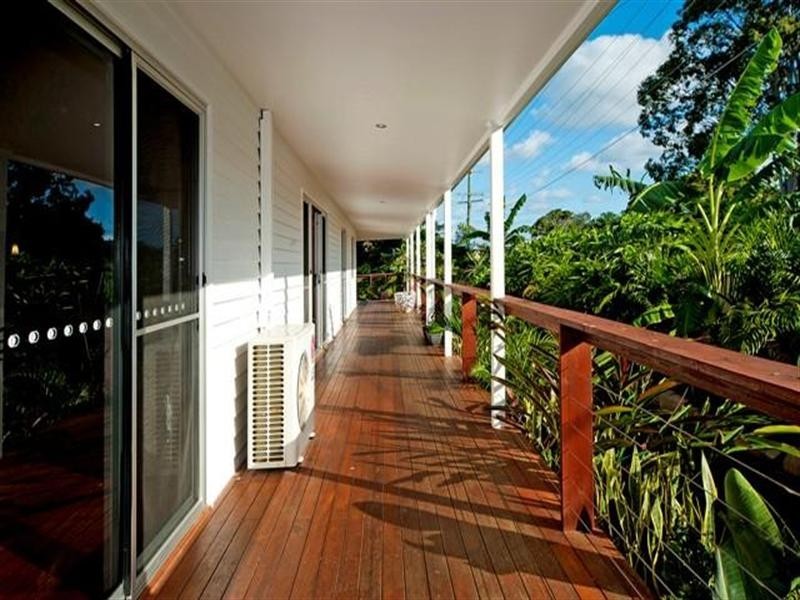 2 Dunnes Avenue, Hope Island QLD 4212