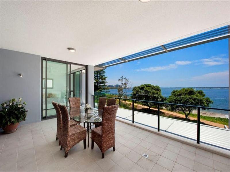 7206/323 Bayview Street, Hollywell QLD 4216