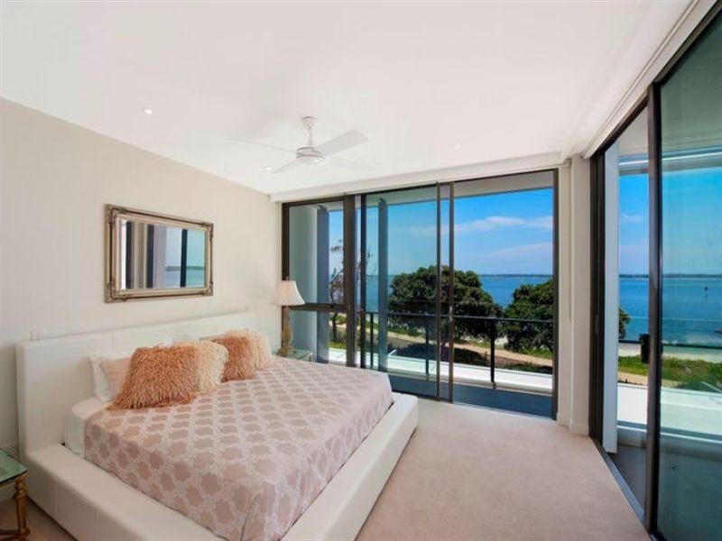 7206/323 Bayview Street, Hollywell QLD 4216