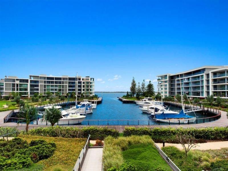 7206/323 Bayview Street, Hollywell QLD 4216