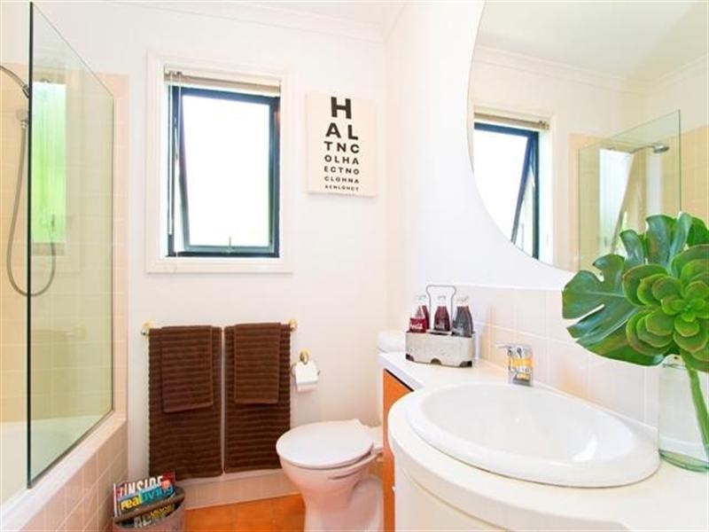 8896 Magnolia Drive East, Hope Island QLD 4212