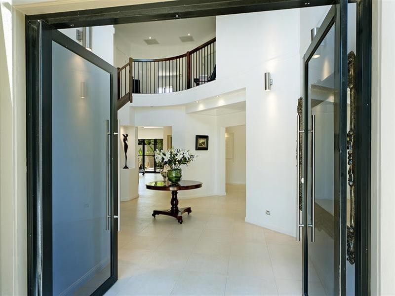 1624 Rosebank Way West, Hope Island QLD 4212