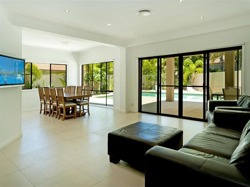 1624 Rosebank Way West, Hope Island QLD 4212