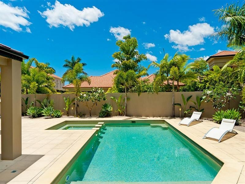 1624 Rosebank Way West, Hope Island QLD 4212