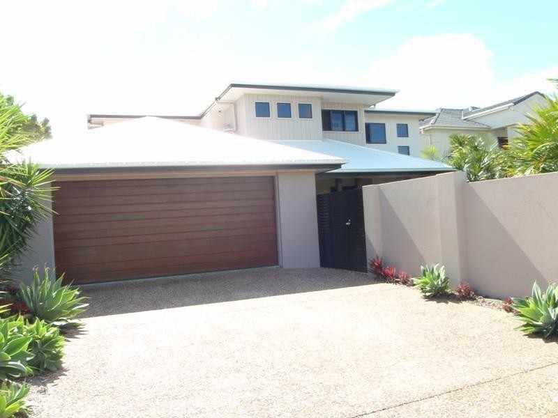 39 Northbank Court, Helensvale QLD 4212