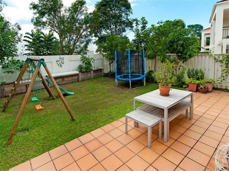 37/60 Caseys Road, Hope Island QLD 4212