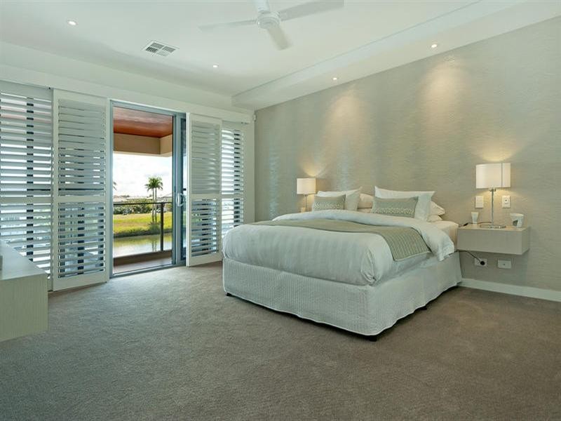 2206 Taromeo Court, Hope Island QLD 4212