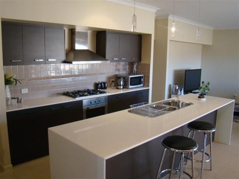 Hope Island QLD 4212