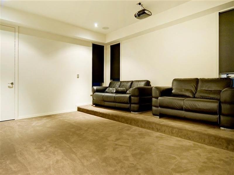 2838 Wylarah Way, Hope Island QLD 4212