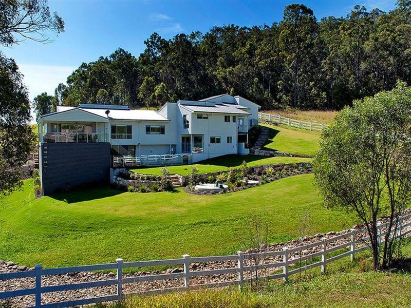 28 Huntington Drive, Maudsland QLD 4210