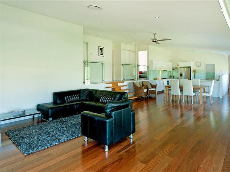 28 Huntington Drive, Maudsland QLD 4210