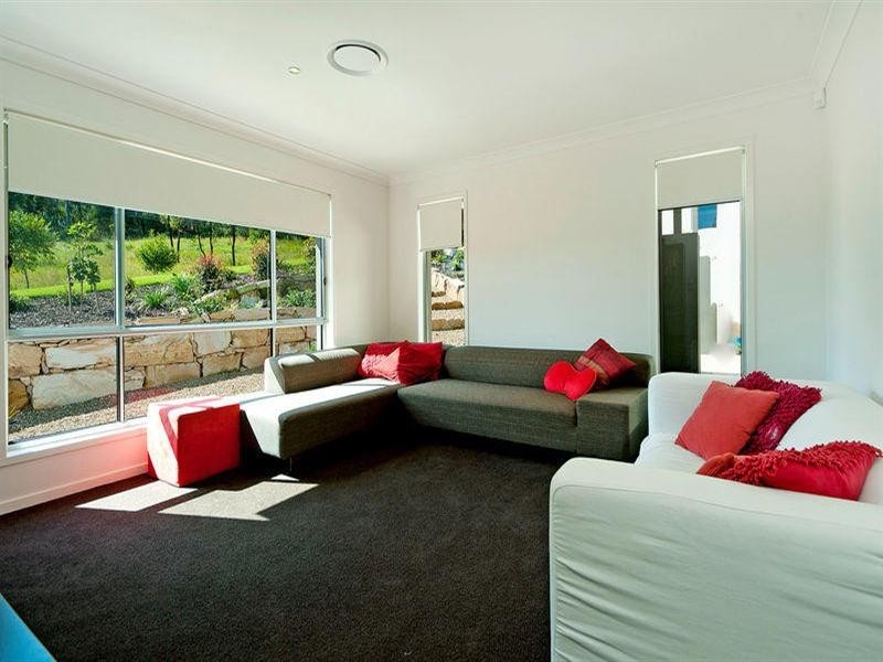 28 Huntington Drive, Maudsland QLD 4210