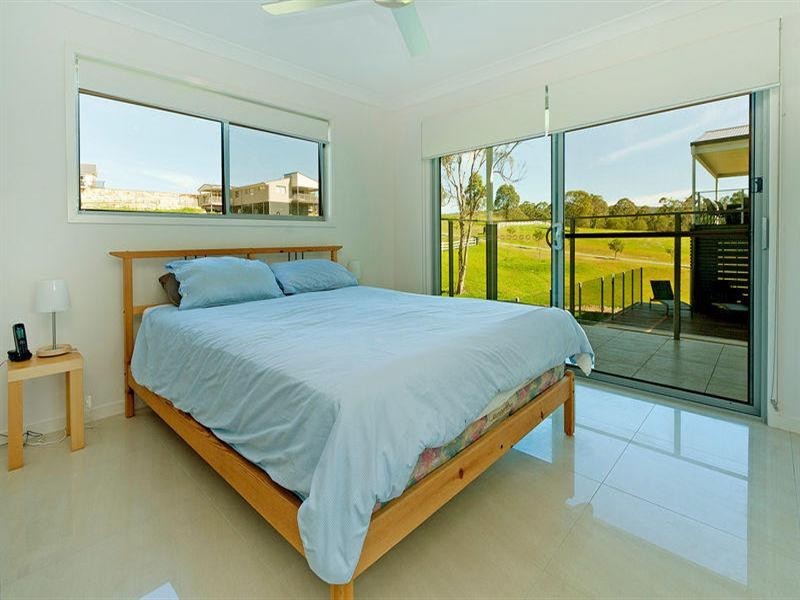 28 Huntington Drive, Maudsland QLD 4210