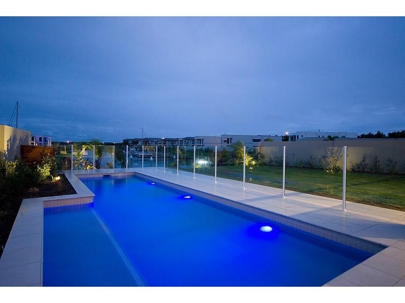 2227 Glengallon Way, Hope Island QLD 4212