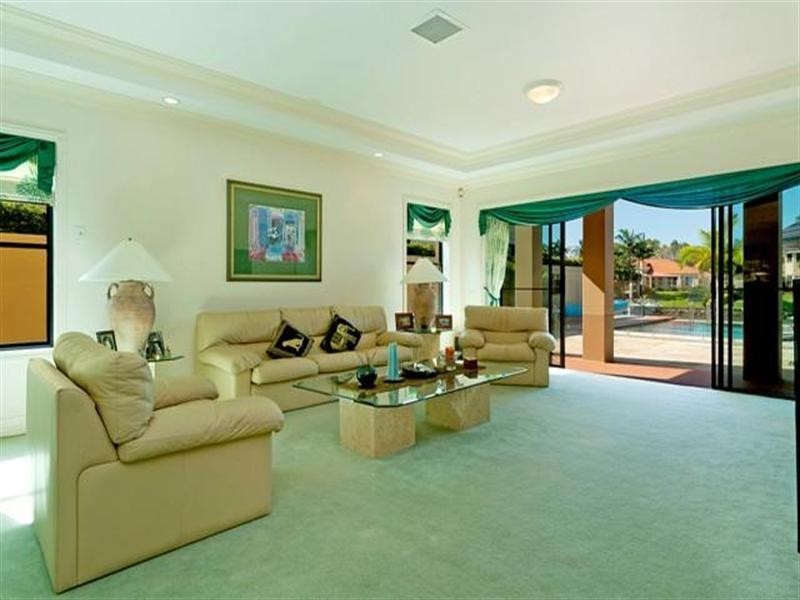 1024 Rosebank Way, Hope Island QLD 4212