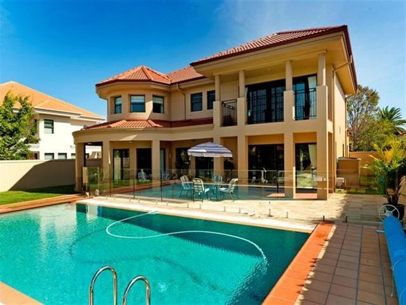 1024 Rosebank Way, Hope Island QLD 4212