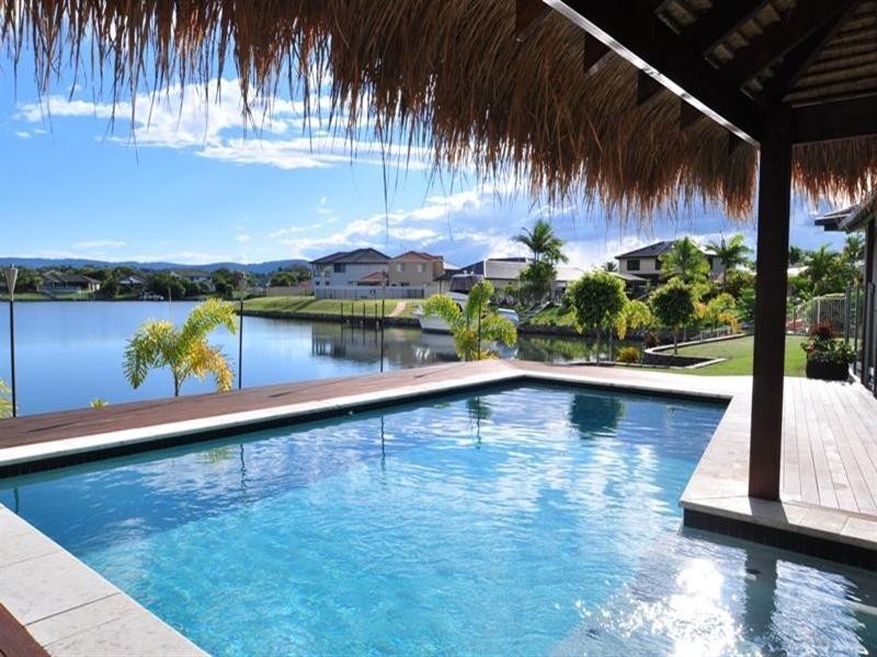 28 Eastbank Terrace, Helensvale QLD 4212