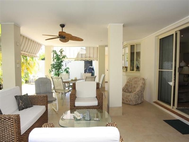 1607 Richmond Court, Hope Island QLD 4212