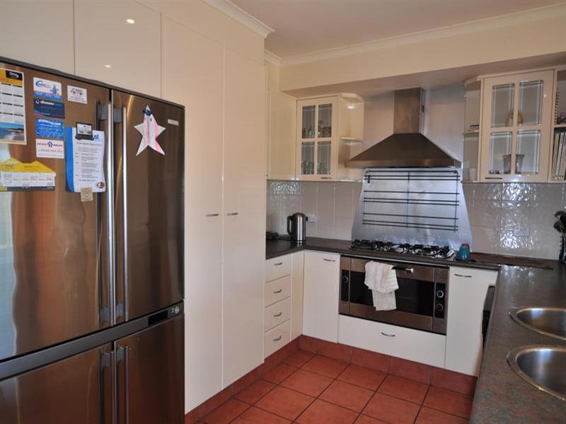 17 Westlake Court, Helensvale QLD 4212