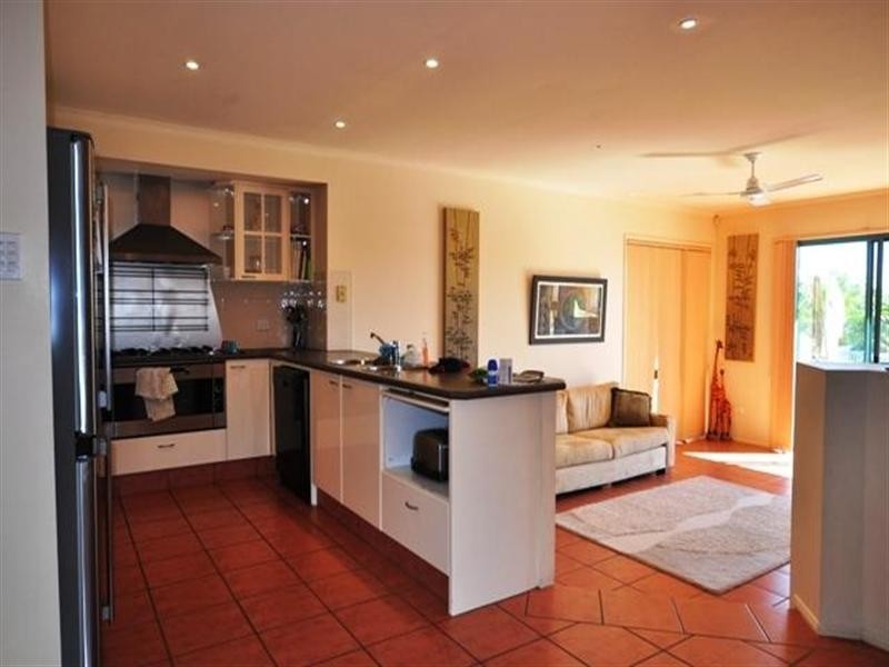 17 Westlake Court, Helensvale QLD 4212