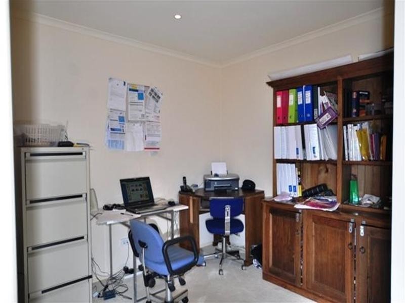 17 Westlake Court, Helensvale QLD 4212