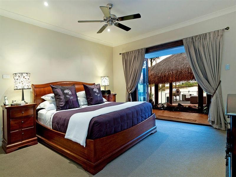 34 Chindrina Street, Hope Island QLD 4212