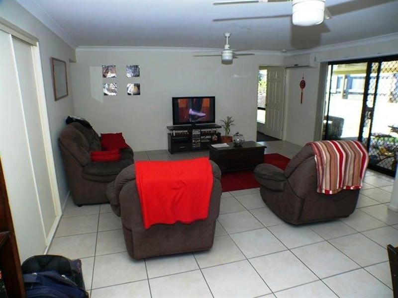 12 John Bell Court, Goodna QLD 4300