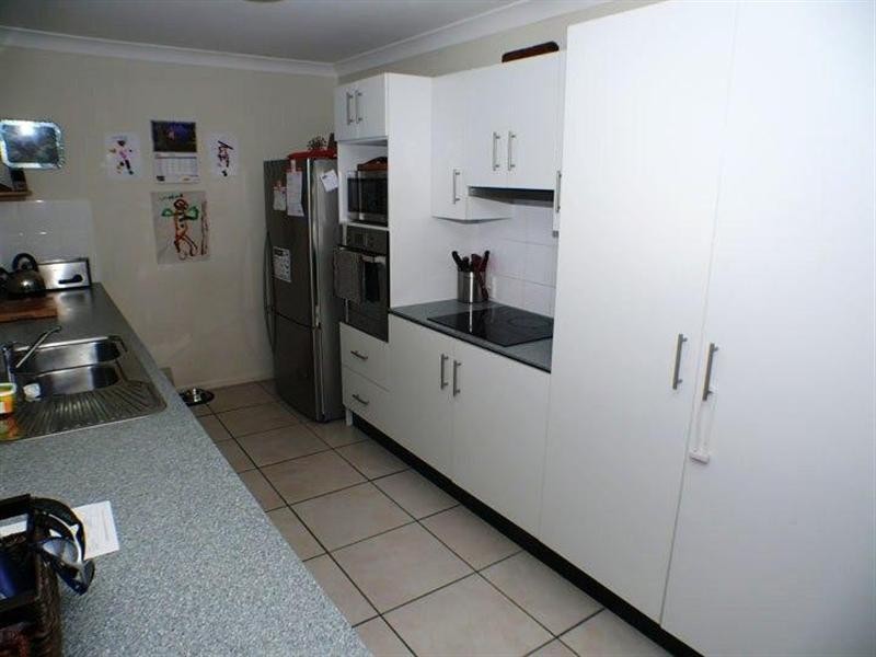 12 John Bell Court, Goodna QLD 4300