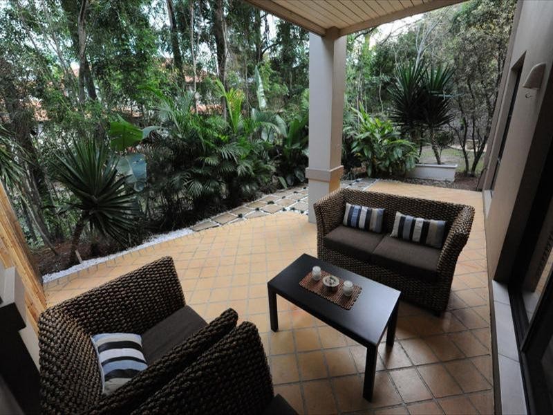 13/23 Santa Barbara Road, Hope Island QLD 4212