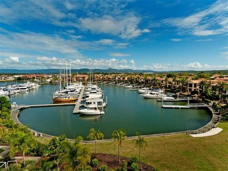 1770 Rialto Quays Drive, Hope Island QLD 4212